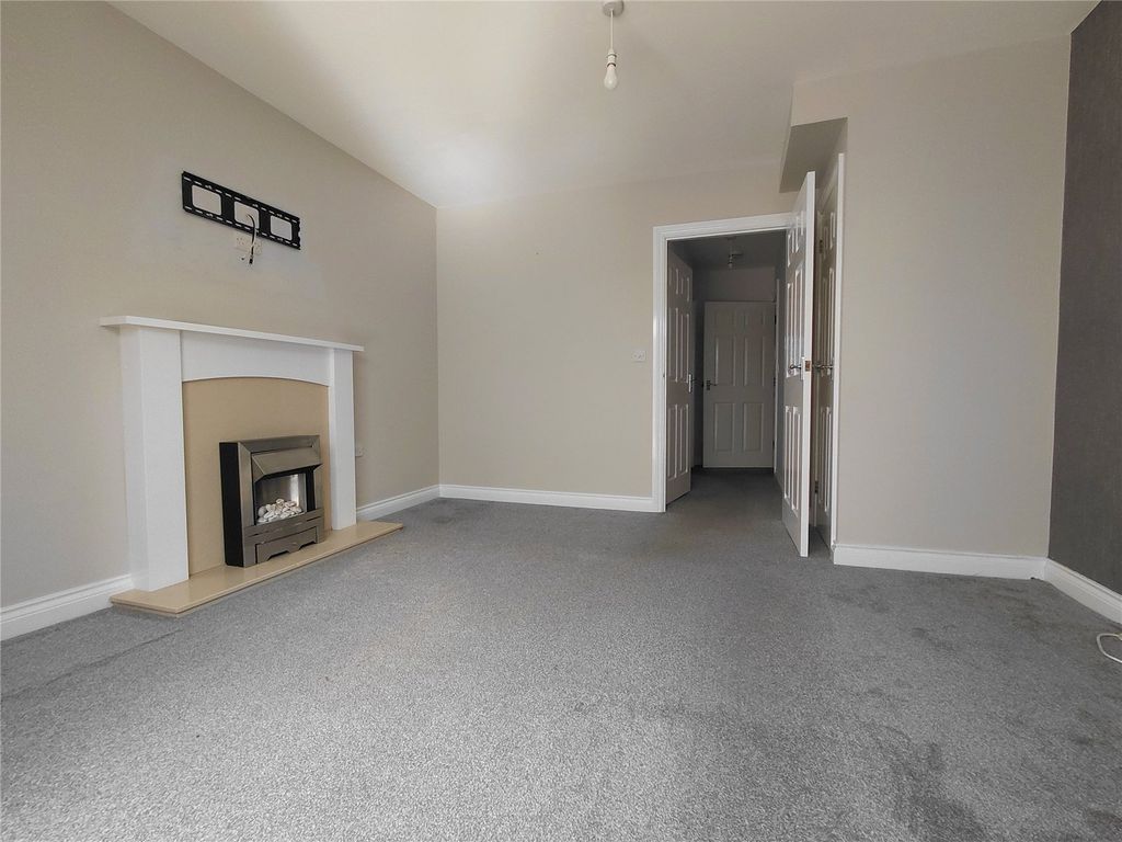 Property photo 2 of 14 Picture No. 38