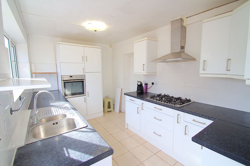 Property photo 3 of 14 Photo 10