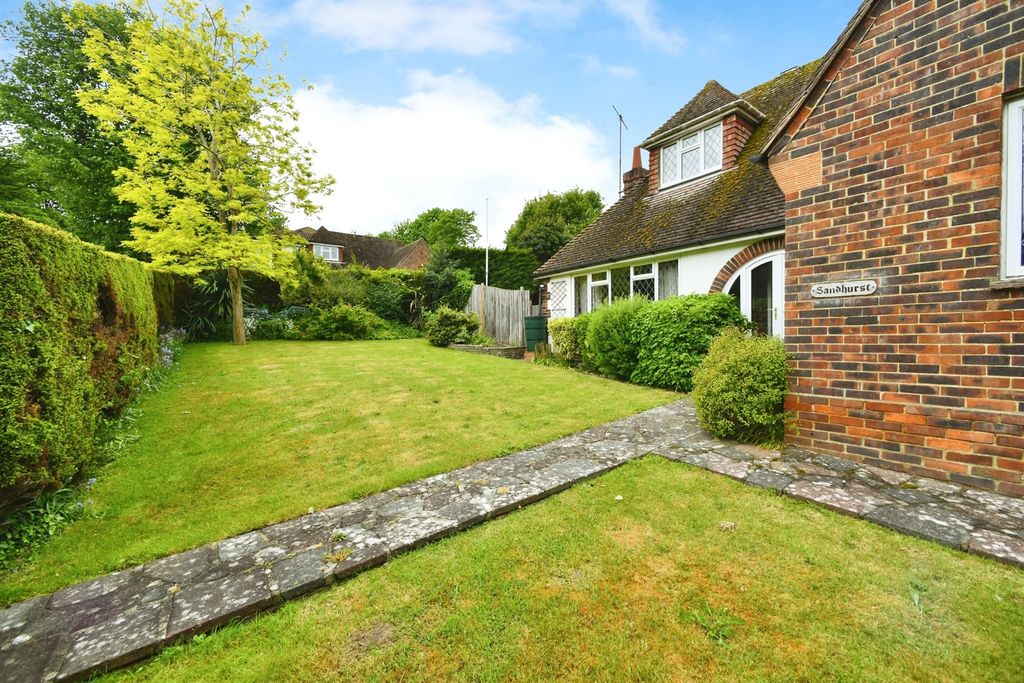 Property photo 3 of 21