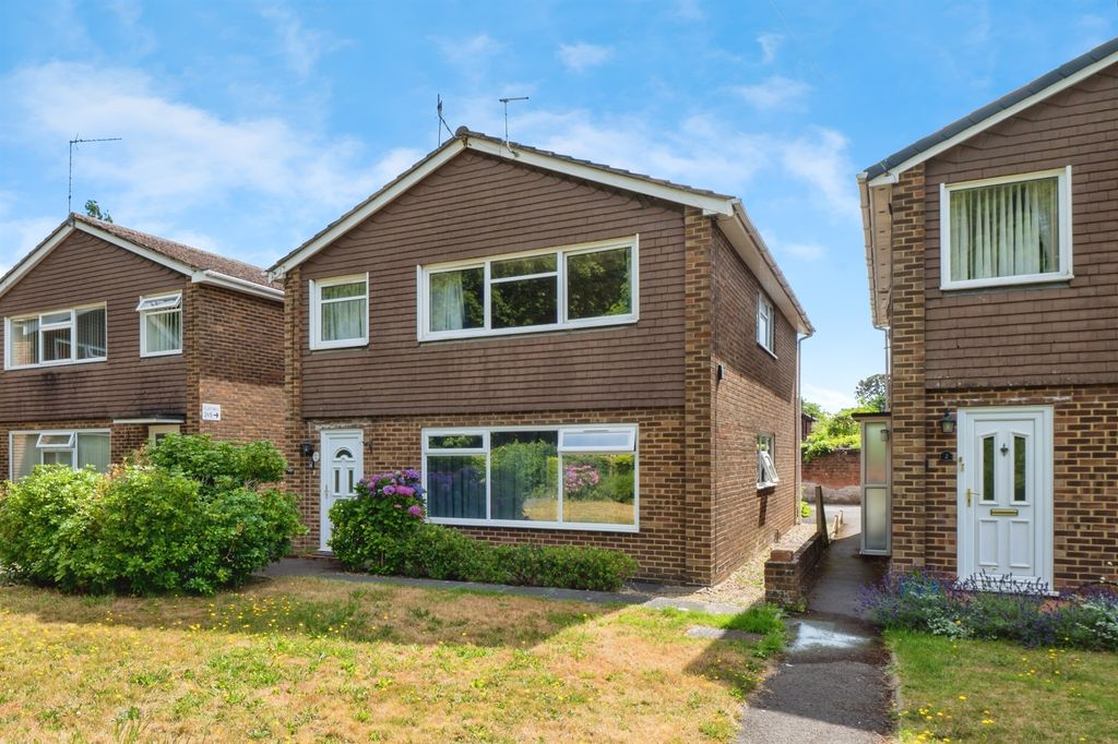 Property photo 1 of 17