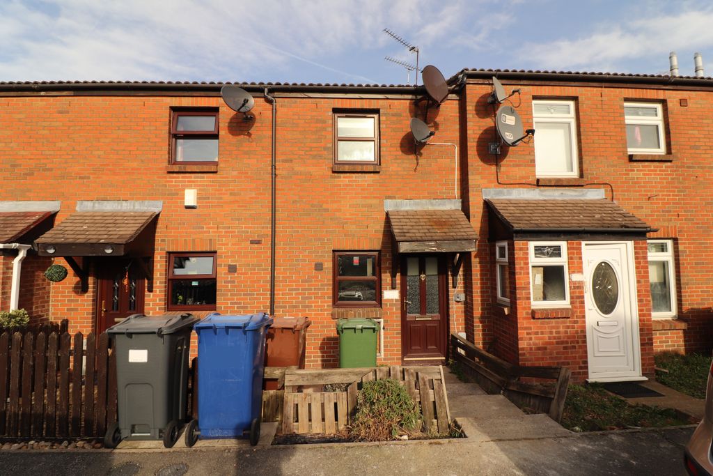 Property photo 1 of 12