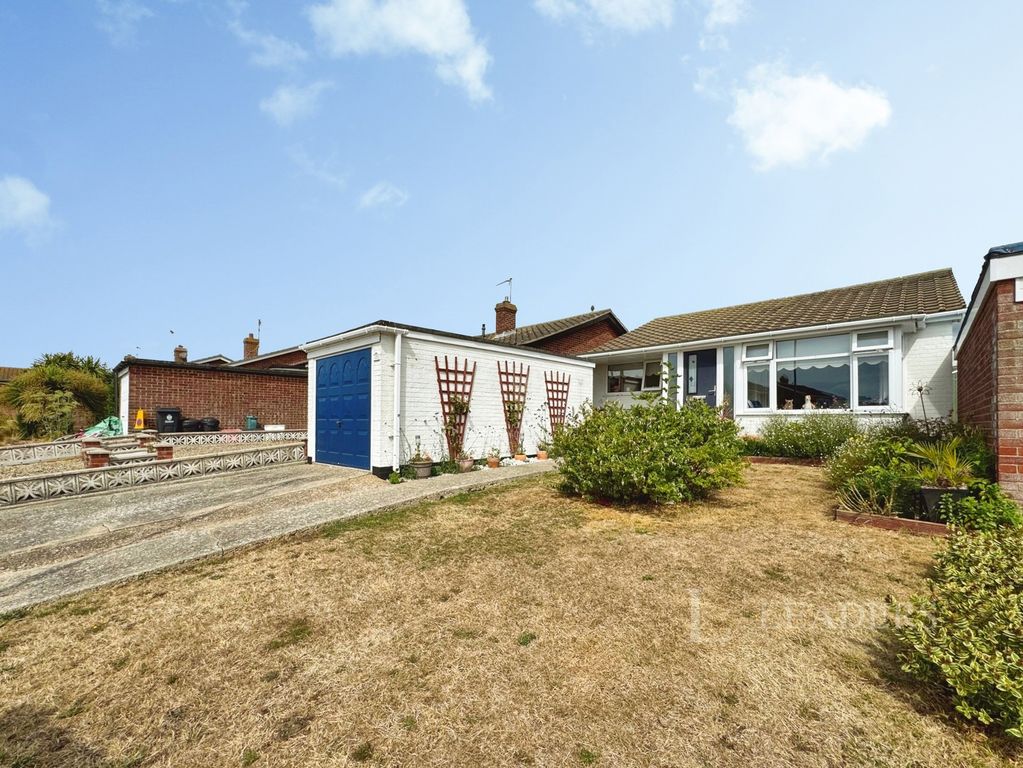 Property photo 1 of 16 Frontb