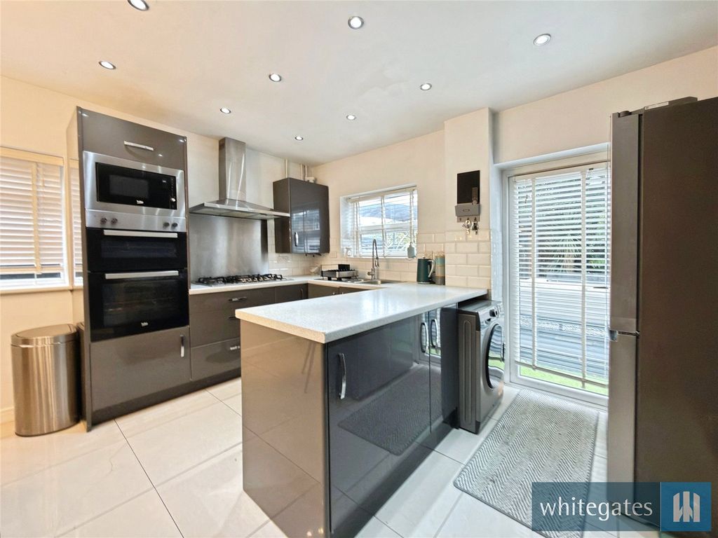 Property photo 2 of 23 Picture No. 02