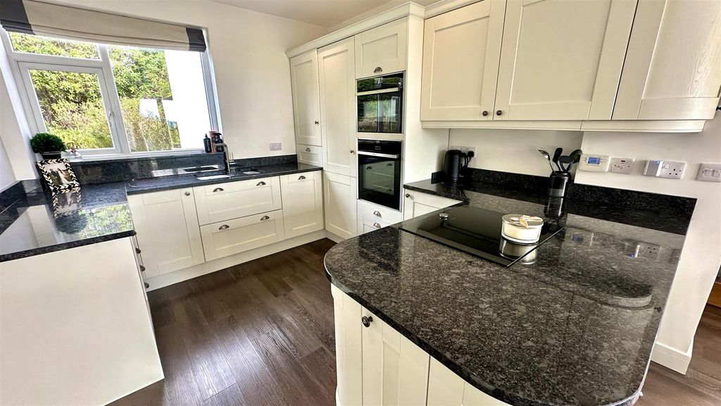 Property photo 2 of 19 20260212_112326669_Ios.Jpg