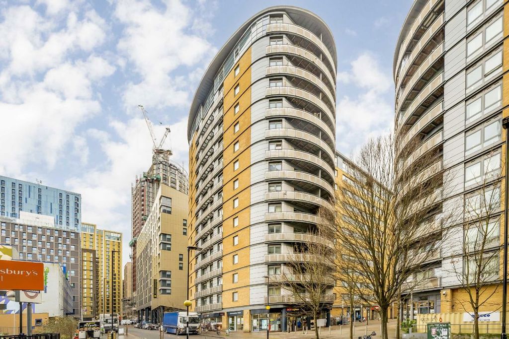 Property photo 1 of 4