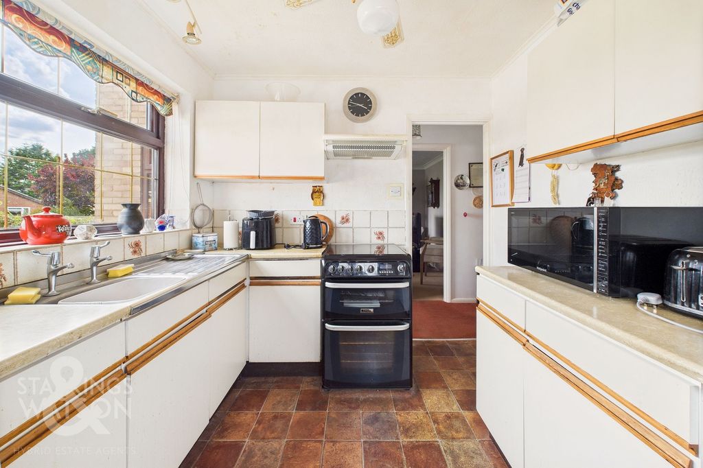 Property photo 3 of 19