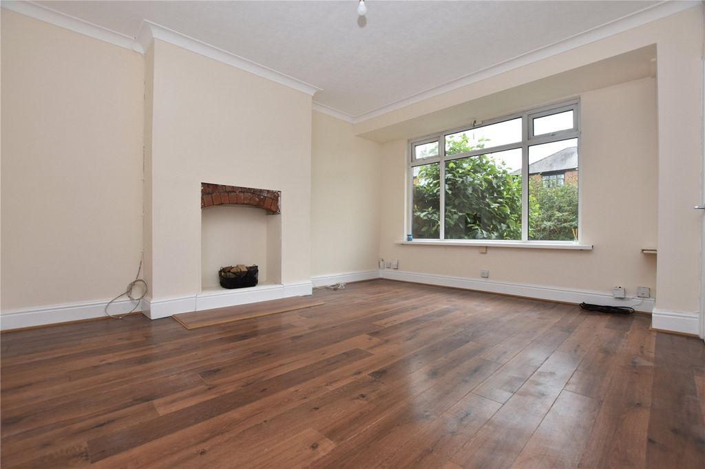 Property photo 2 of 23 Picture No. 07