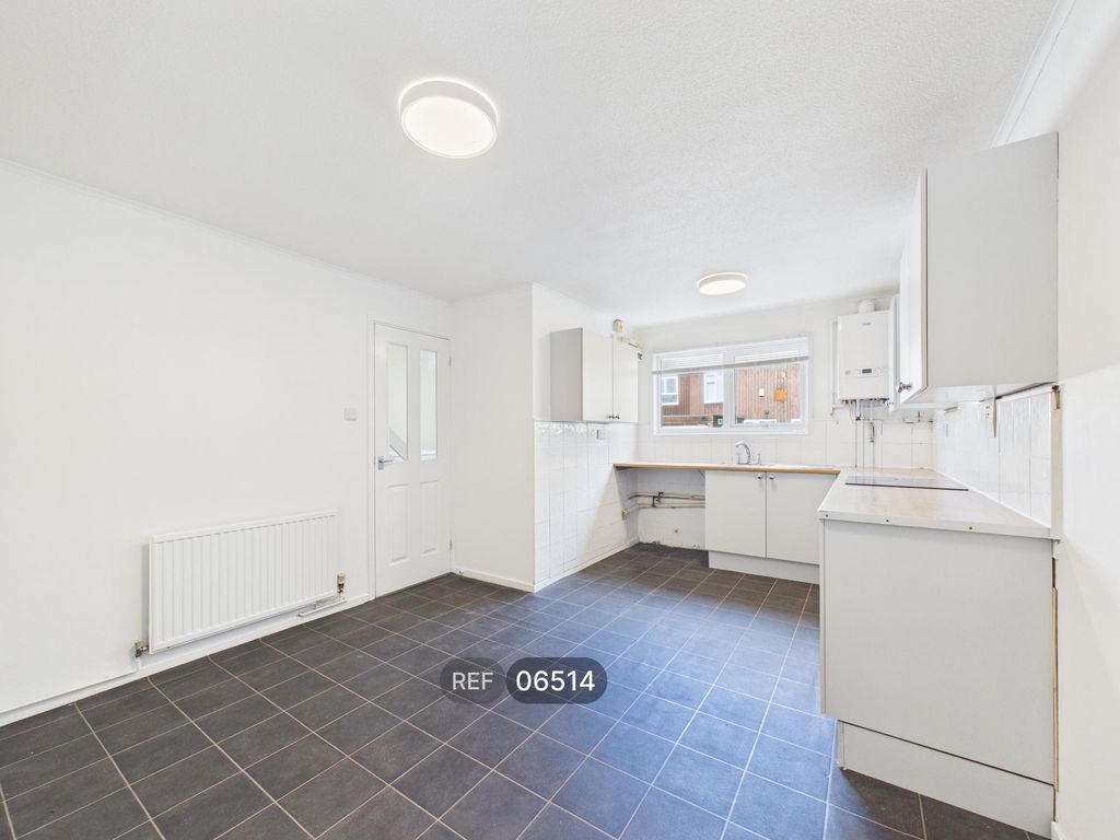 Property photo 3 of 22 Kitchen / Diner