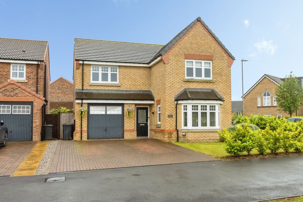 Property photo 1 of 20 Pbox-Img.Jpg