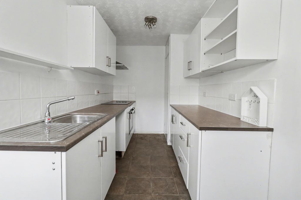 Property photo 3 of 8 Img_0198