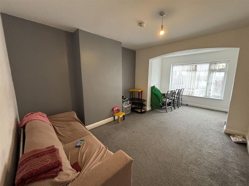 Property photo 2 of 11 Reception Room 2