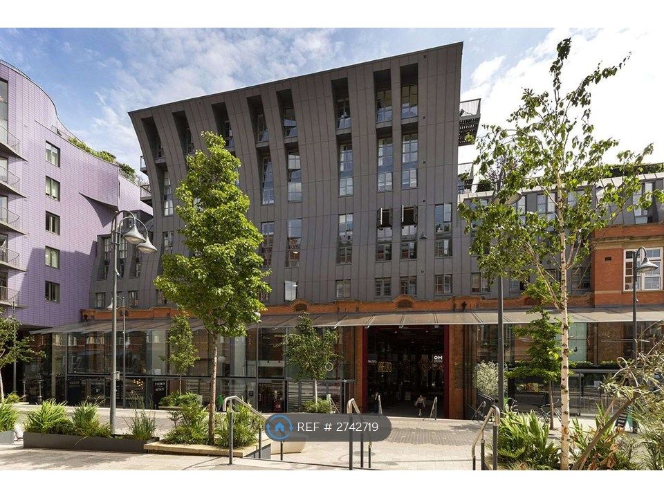 Property photo 1 of 10 Pedestrian Plaza