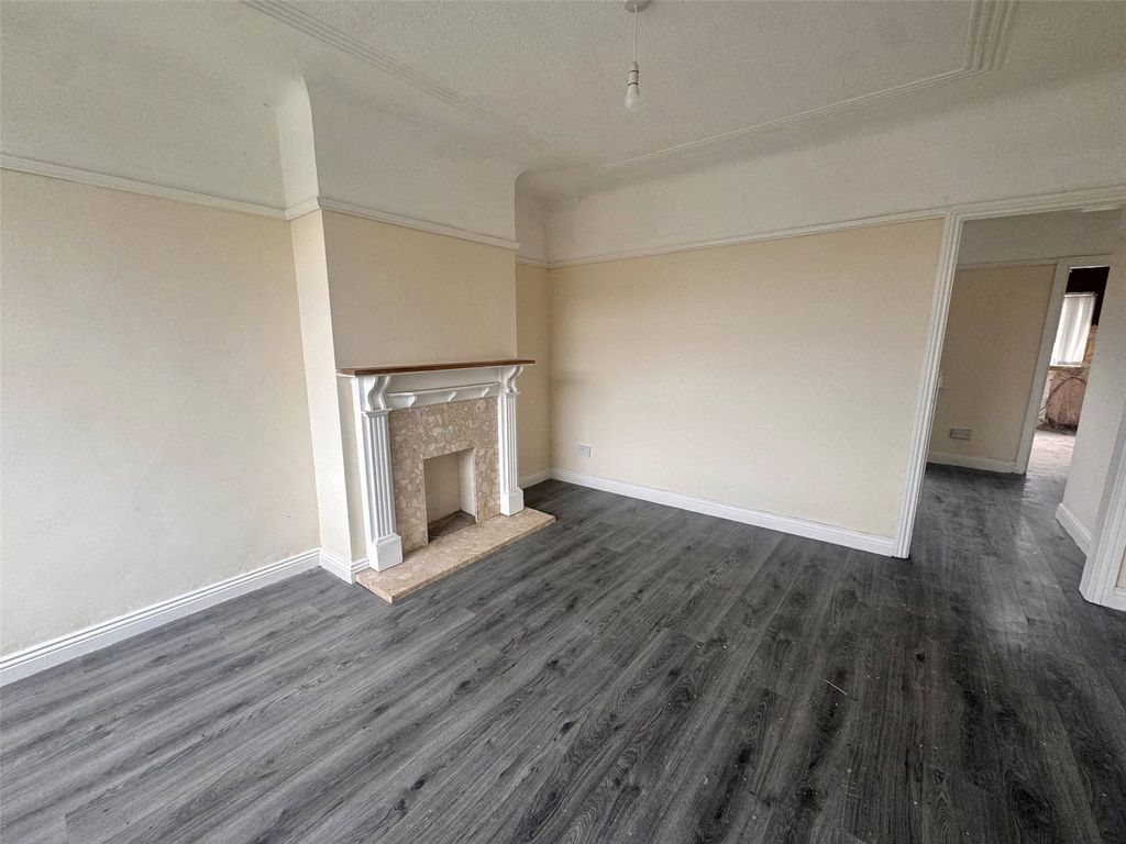 Property photo 2 of 14 Picture No. 06