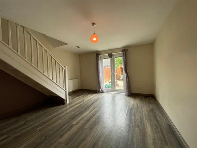 Property photo 2 of 7 Living Room