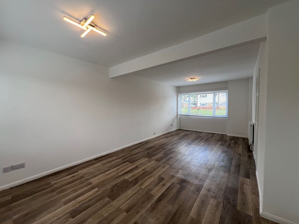Property photo 3 of 12 Living Room