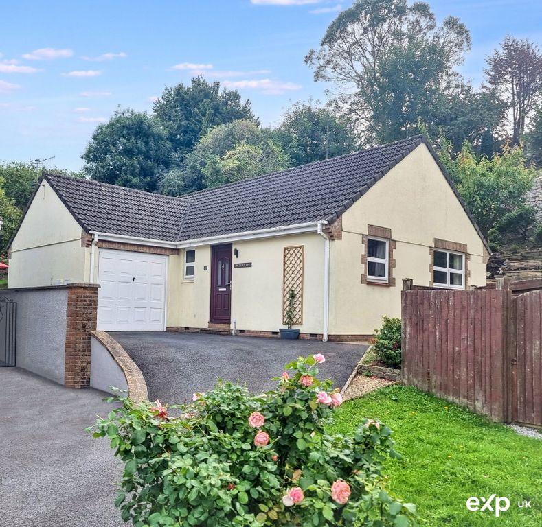 Property photo 2 of 23