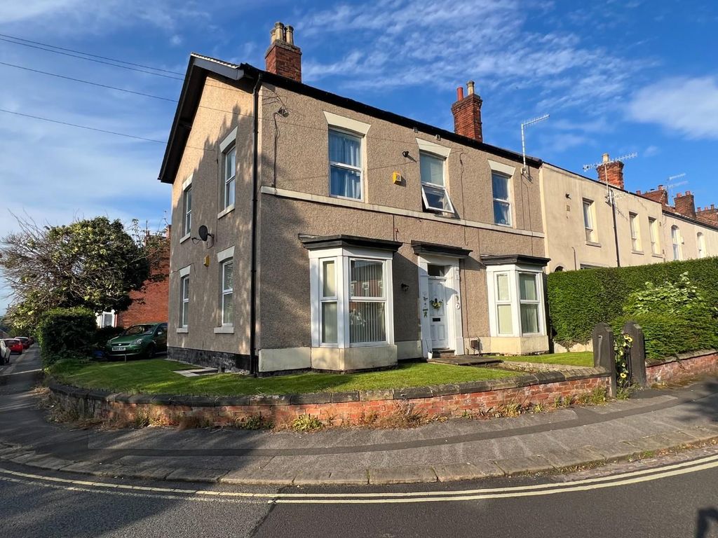 Property photo 1 of 9 External.Jpg