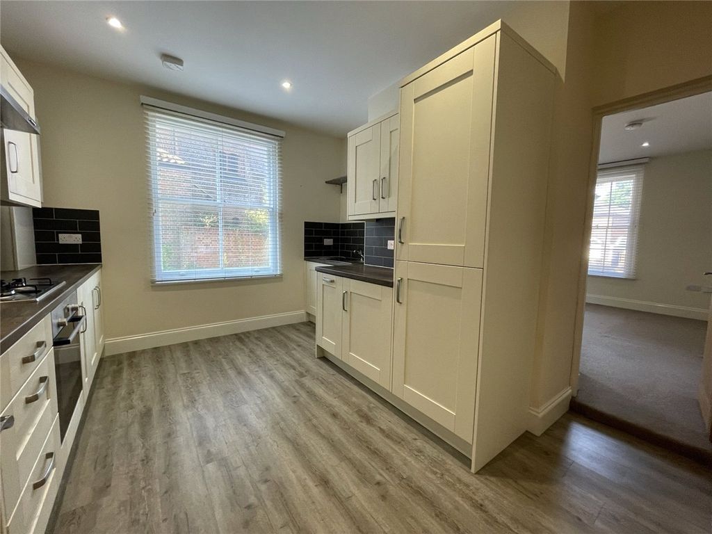 Property photo 2 of 6 Picture No. 07