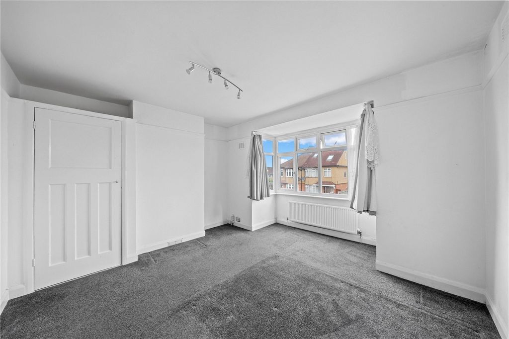 Property photo 2 of 11 Picture No. 02