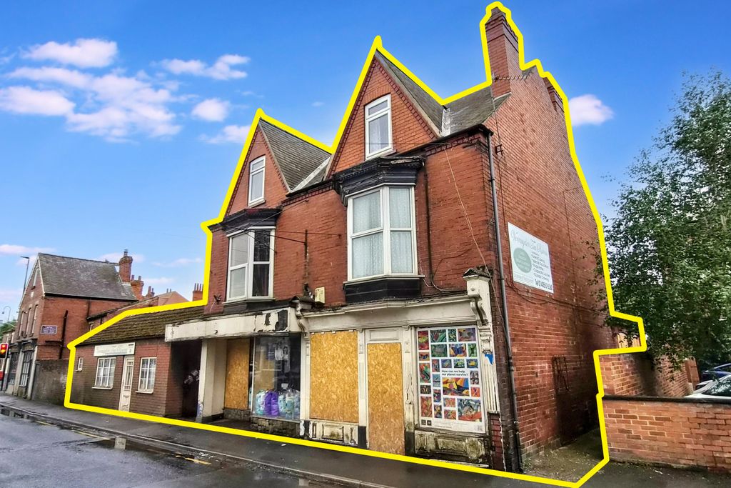 Property photo 1 of 4 3 5 & 7 Fieldside, Thorne, Doncaster, Dn8 4Ae