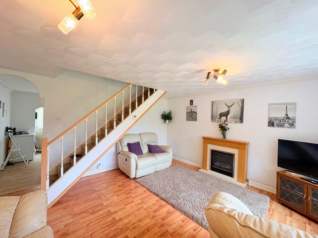 Property photo 2 of 24