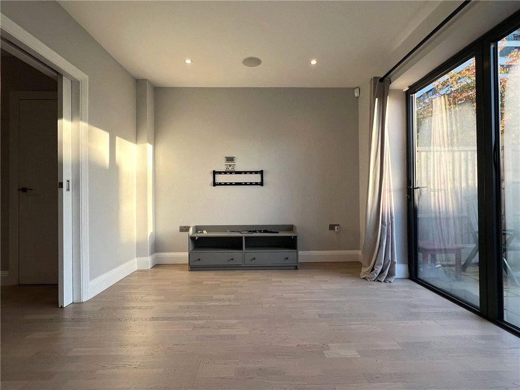 Property photo 2 of 14 Reception Room