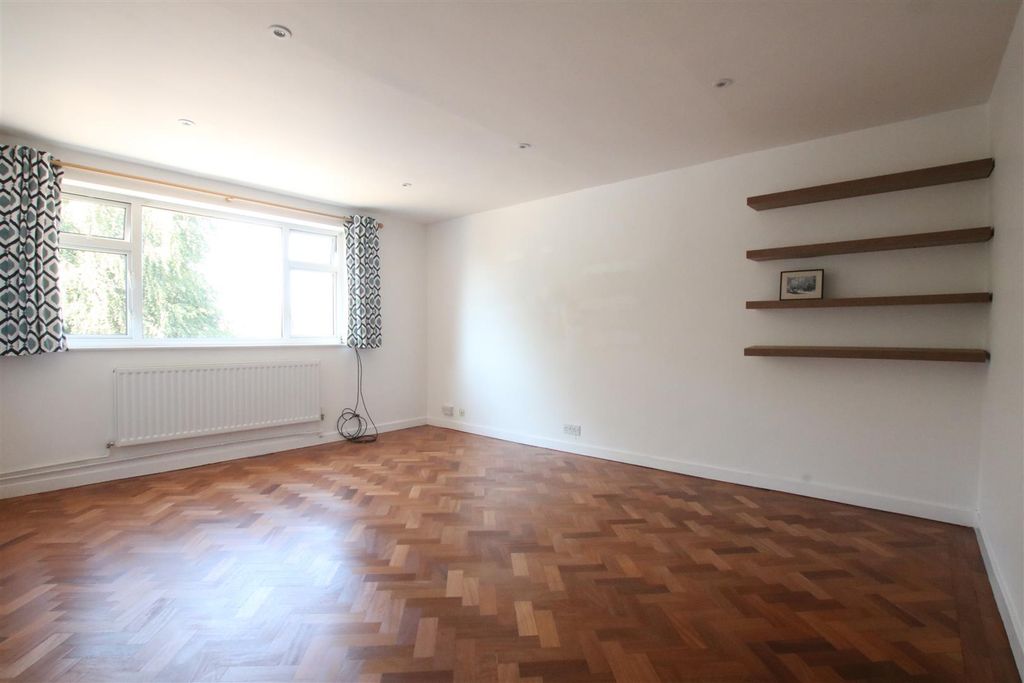 Property photo 3 of 11 Img_6448.Jpg