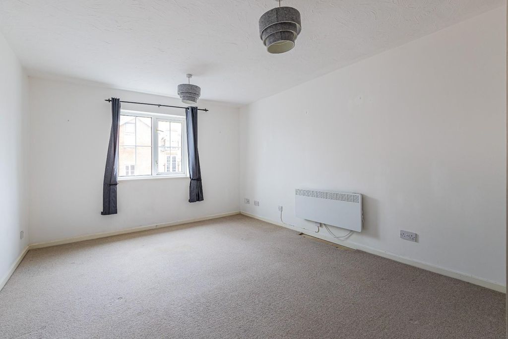 Property photo 3 of 9 Harrison Way 78-4.Jpg