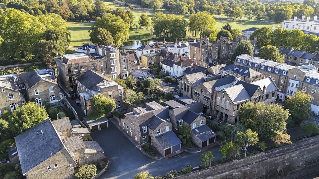 Property photo 2 of 17 Dji_2025092000251...