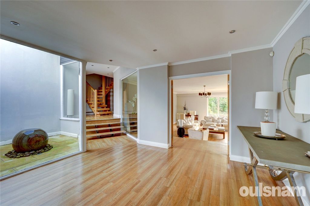 Property photo 2 of 30 Picture No. 72