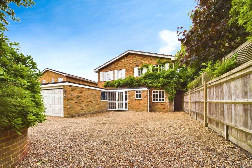 Property photo 1 of 18 Picture No. 01