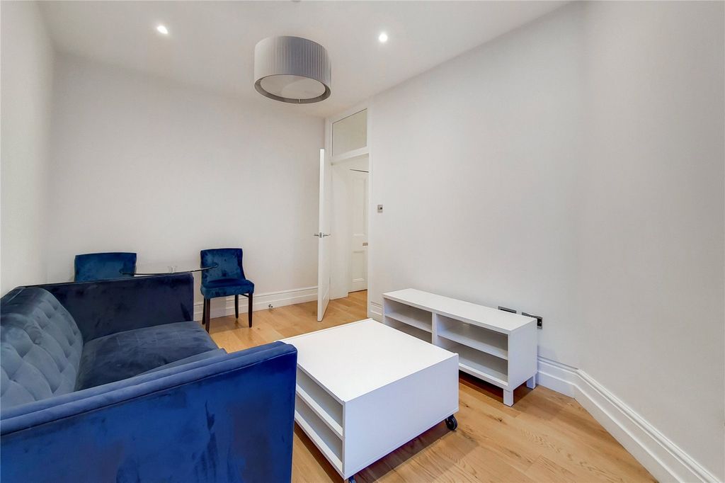 Property photo 2 of 6 Picture No. 19