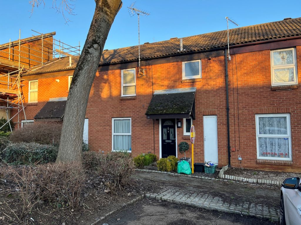 Property photo 1 of 12 Photo 7