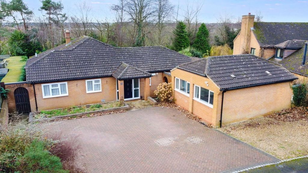 Property photo 1 of 19