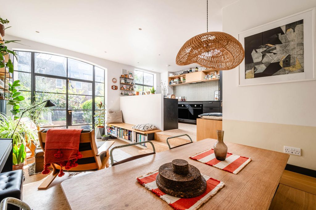 Property photo 2 of 24 3.Jpg