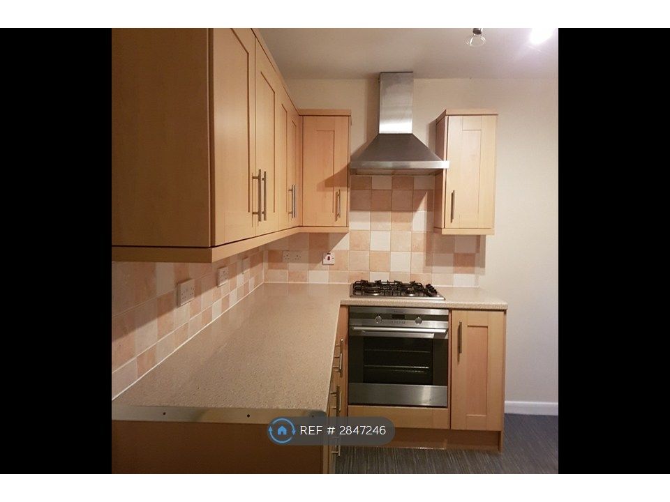 Property photo 2 of 8