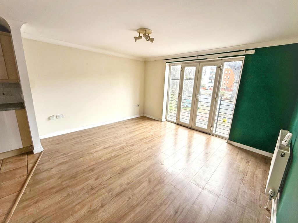 Property photo 2 of 12