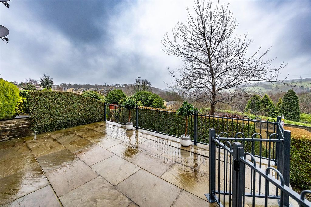 Property photo 2 of 21 18Frhipp-270126-33.Jpg