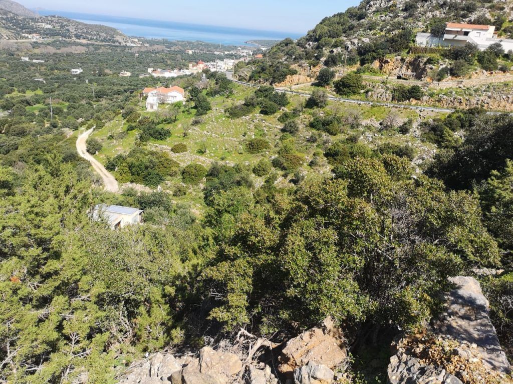 Property photo 2 of 12