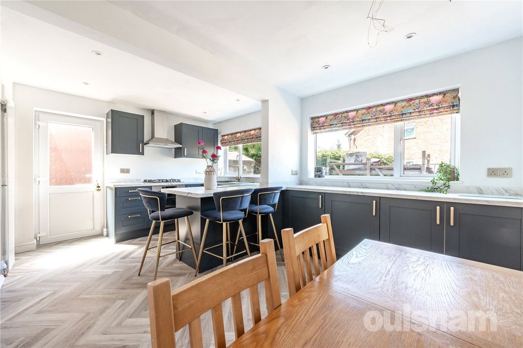 Property photo 2 of 13 Picture No. 04