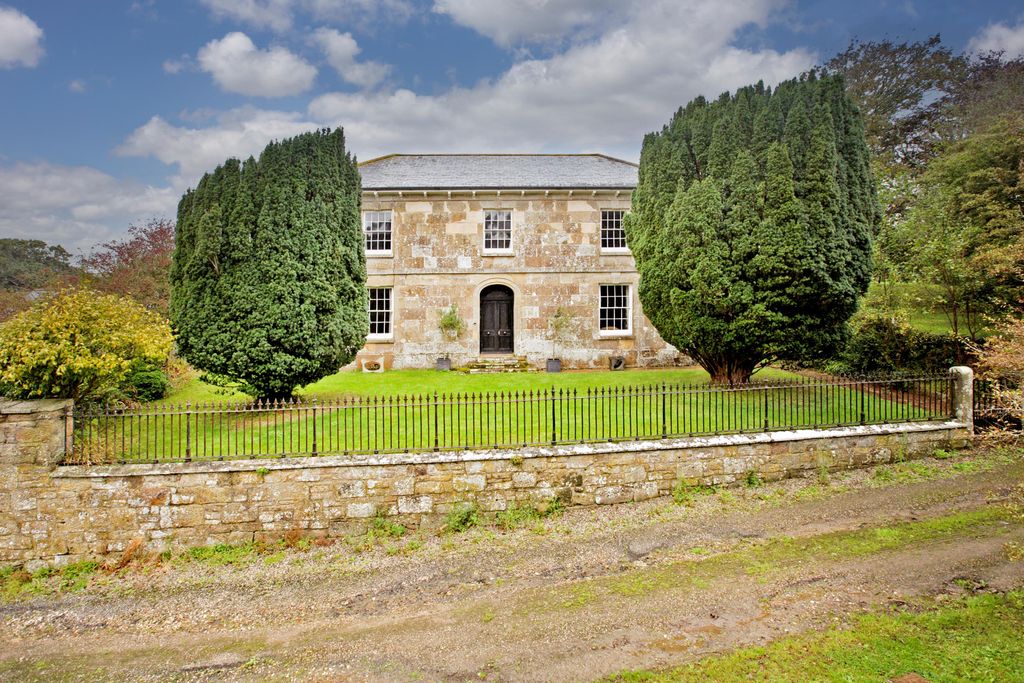 Property photo 1 of 23 Image