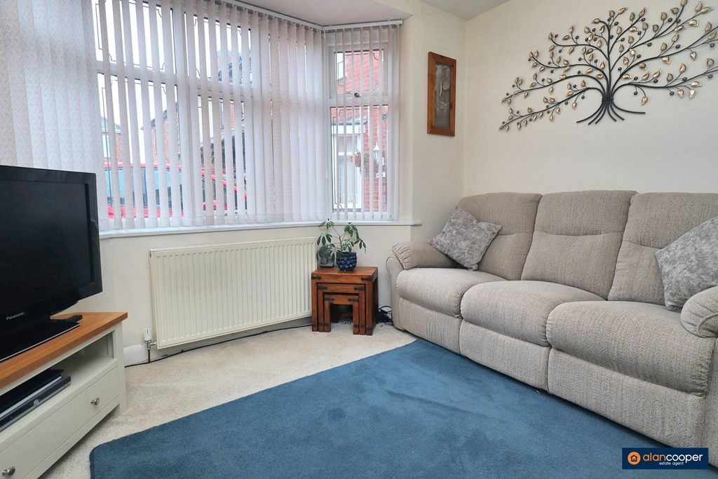 Property photo 3 of 24 3944405