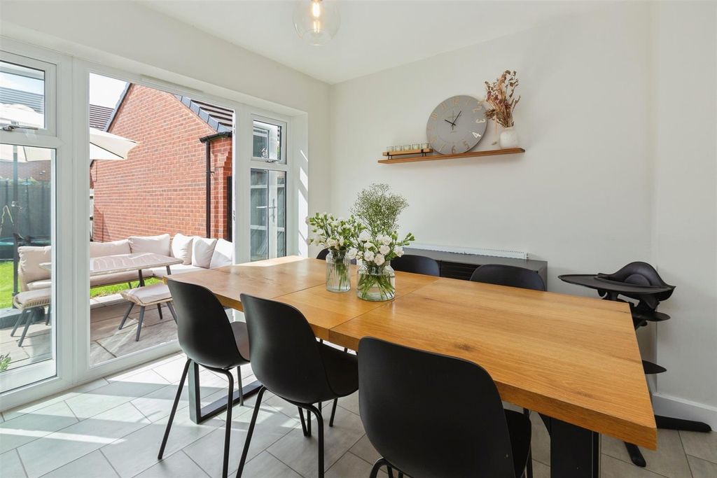 Property photo 3 of 16 Ayl11562816.Jpg