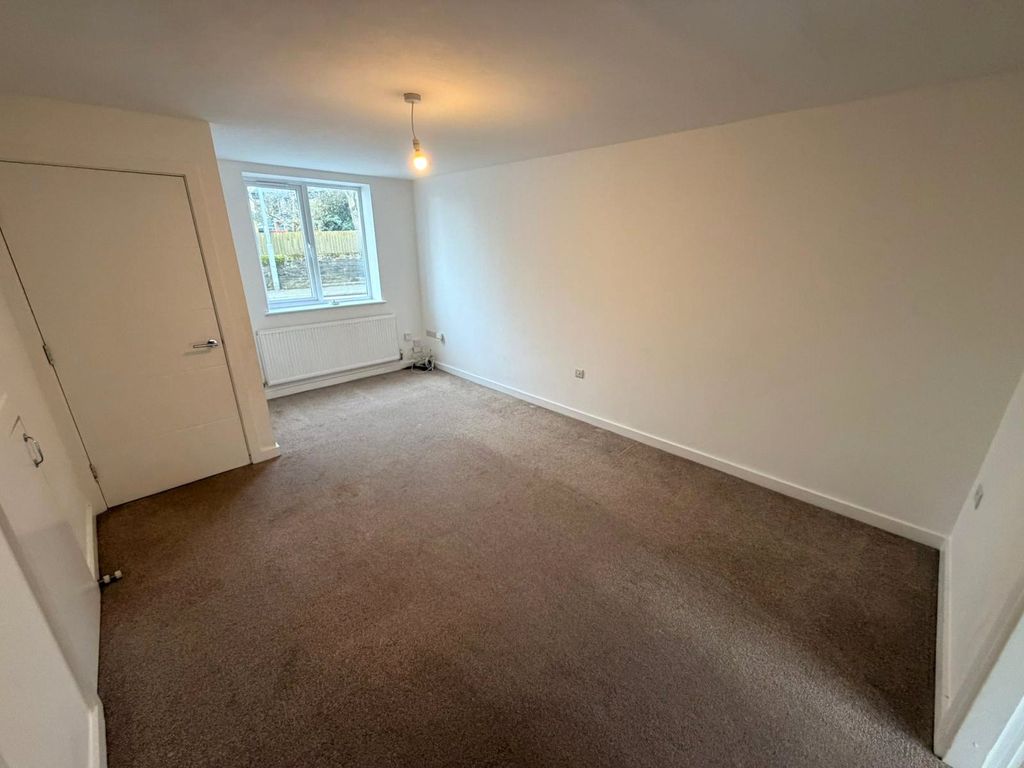 Property photo 3 of 12 Picture No. 10