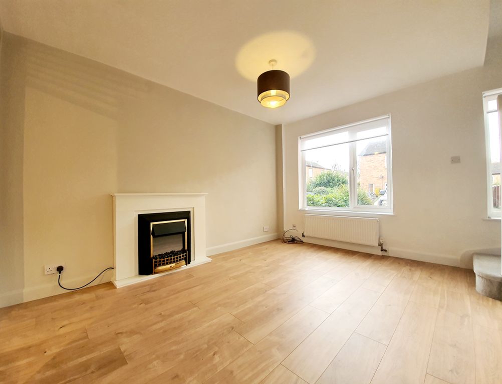 Property photo 2 of 9 Lounge