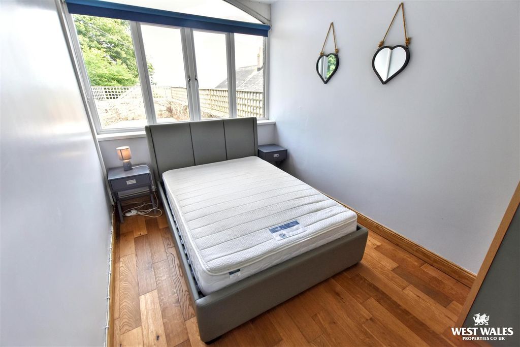 Property photo 3 of 23 22 (3).Jpg