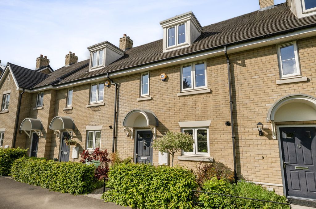 Property photo 1 of 8 1449063-4-69E7B87...