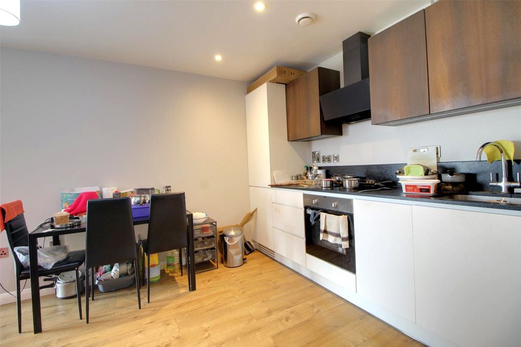 Property photo 3 of 7 Picture No. 06