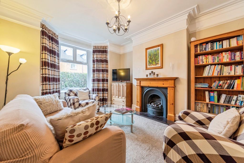 Property photo 2 of 18 95_Houghton_Road-18