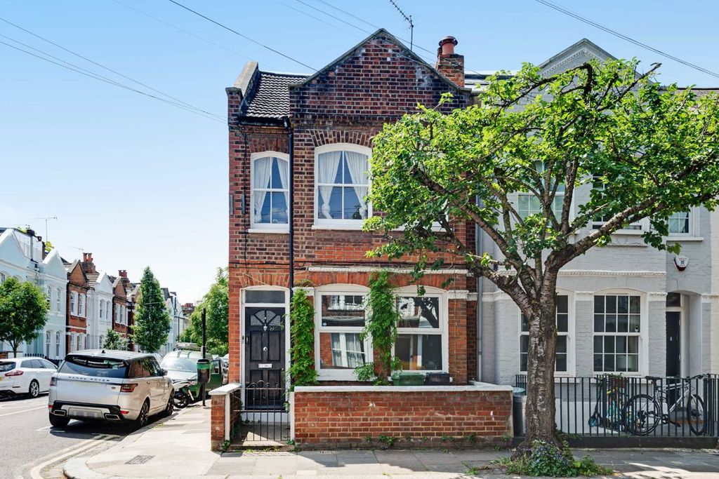 Property photo 1 of 7